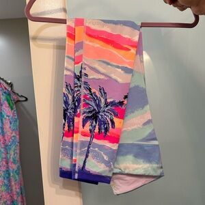 Deanna Palm Sunset full length leggings. Size small. BNWOT